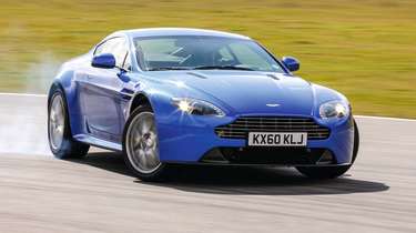 Aston Martin V8 Vantage S 